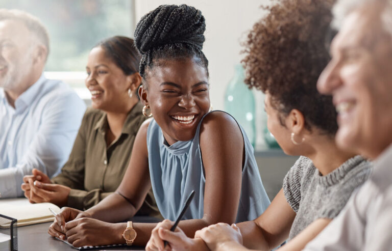 group therapy session discussing drinking alcohol with uti