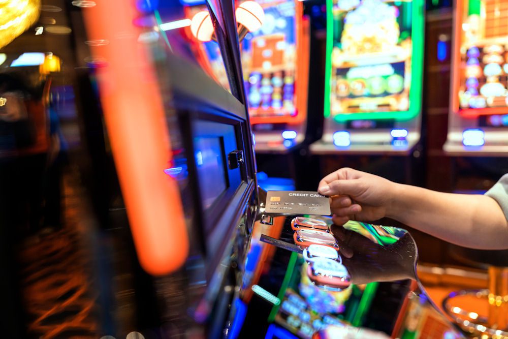 recognizing-gambling-withdrawal-signs understanding gambling withdrawal symptoms