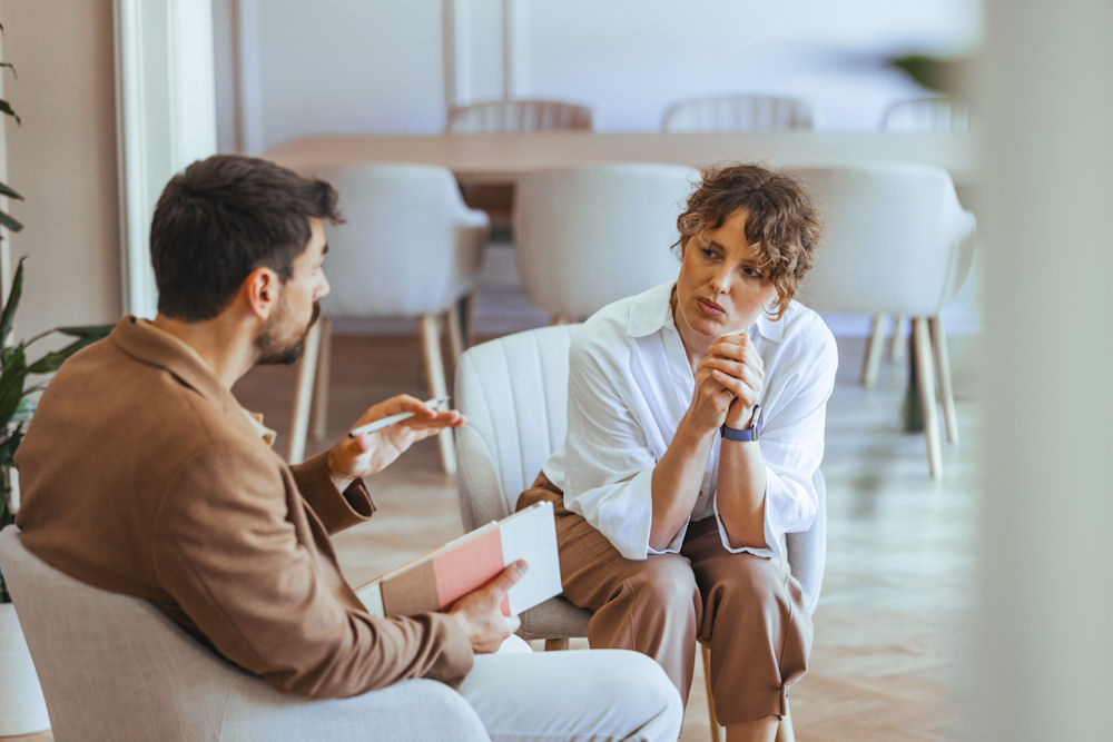 Patient in session with echoism and narcissism traits